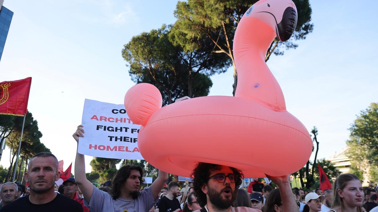Albanien: “Flamingo-Proteste” gegen Luxusresort von Trump-Familie