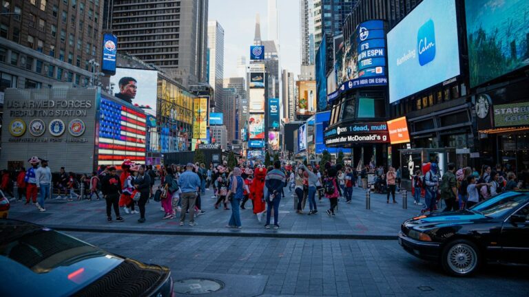 Turmë njerëzish në New York për artikullin mbi diasporën shqiptare