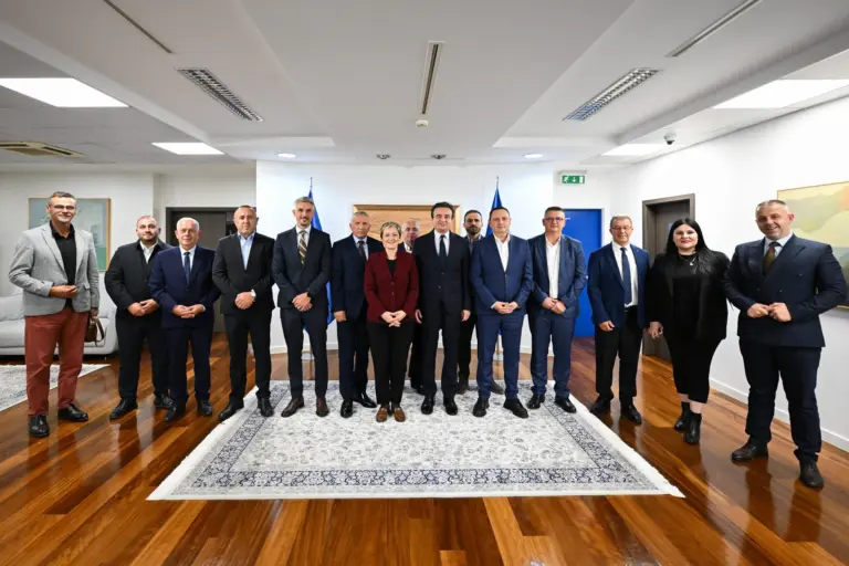 Nënshkruhet marrëveshja për listën e përbashkët “Koalicioni Shqiptar” për zgjedhjet në Serbi